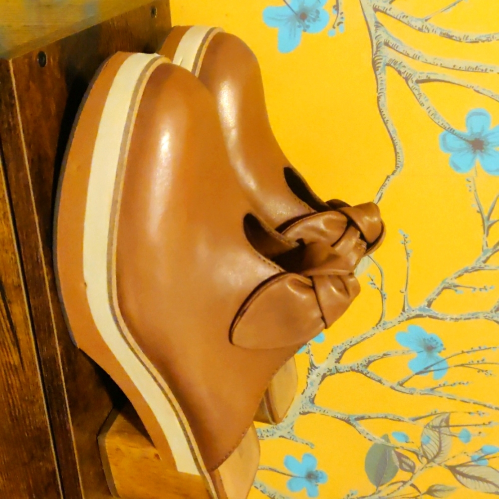 Bernardo Sadie Clogs